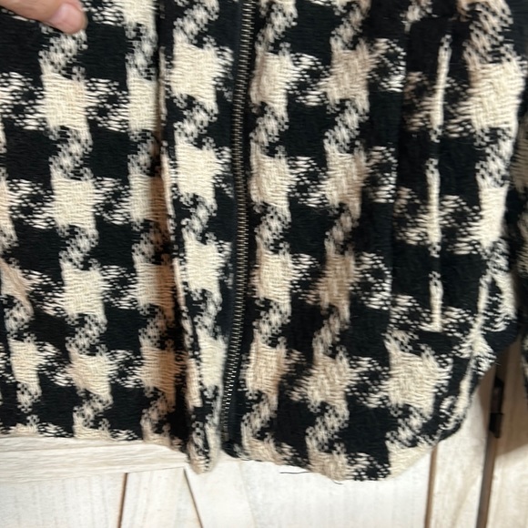 Lane Bryant cream/black coat - Picture 5 of 7